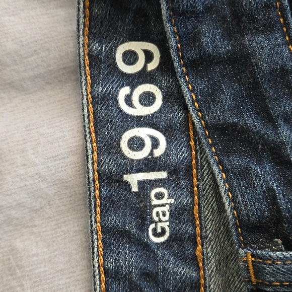 GAP Dark Wash Denim Shorts Size 25 - Picture 3 of 5